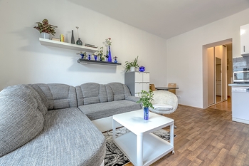 Prodej bytu 2+kk v osobním vlastnictví 44 m², Praha 10 - Záběhlice