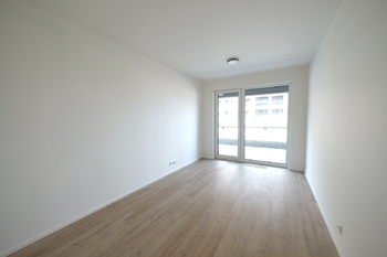 pokoj - Pronájem bytu 2+kk v osobním vlastnictví 63 m², Praha 9 - Hloubětín