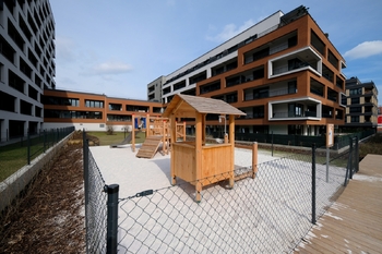 okolí - Pronájem bytu 2+kk v osobním vlastnictví 63 m², Praha 9 - Hloubětín