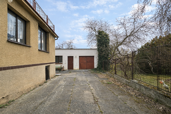 Prodej domu 190 m², Vochov