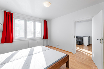 Pronájem bytu 2+kk v osobním vlastnictví 36 m², Praha 5 - Zličín