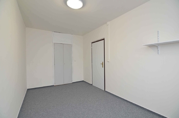 Pronájem bytu 3+1 v osobním vlastnictví 74 m², Praha 8 - Bohnice