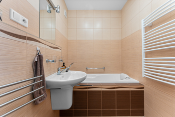 Prodej bytu 4+1 v osobním vlastnictví 95 m², Praha 4 - Písnice