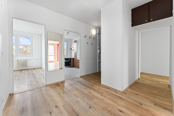 Prodej bytu 4+1 v osobním vlastnictví 95 m², Praha 4 - Písnice