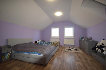 Prodej bytu 4+kk v osobním vlastnictví 208 m², Služátky