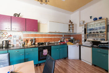 Prodej nájemního domu 781 m², Děčín