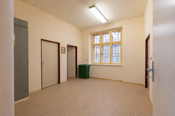 Prodej obchodních prostor 284 m², Děčín