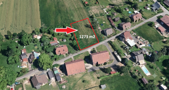 pohled na pozemek s užším okolím - Prodej pozemku 1273 m², Rybniště 