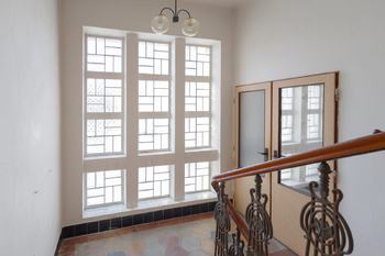 Schodiště - Prodej domu 177 m², Kolín