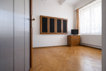 Pokoj 1. patro - Prodej domu 177 m², Kolín