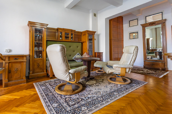 Obývací pokoj 1. patro - Prodej domu 177 m², Kolín