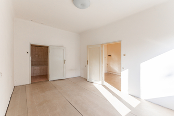 Prodej bytu 2+kk v osobním vlastnictví 47 m², Praha 8 - Libeň