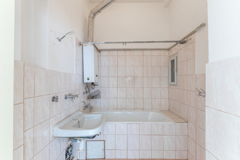 Prodej bytu 2+kk v osobním vlastnictví 47 m², Praha 8 - Libeň