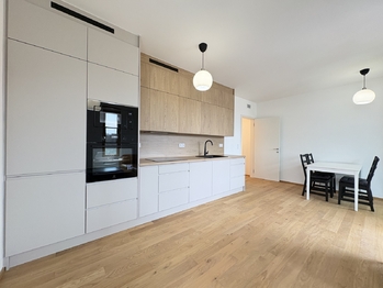 Pronájem bytu 2+kk v osobním vlastnictví 62 m², Praha 5 - Radlice
