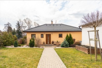 Prodej domu 88 m², Babice