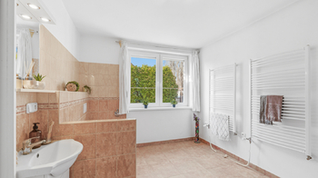 Prodej domu 270 m², Vrbová Lhota