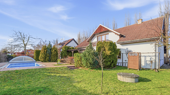 Prodej domu 270 m², Vrbová Lhota