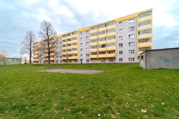 Okolí - Pronájem bytu 2+1 v družstevním vlastnictví 56 m², Karviná