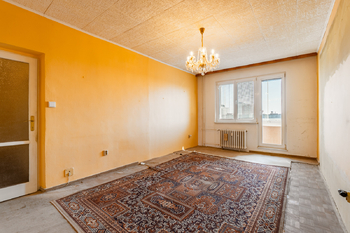 Obývací pokoj - Prodej bytu 2+1 v družstevním vlastnictví 59 m², Praha 10 - Malešice