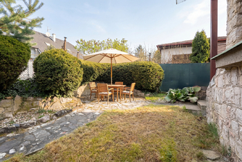 Prodej pozemku 425 m², Praha 4 - Točná