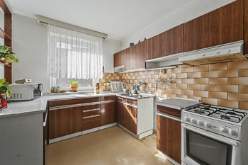 Prodej domu 207 m², Praha 9 - Újezd nad Lesy