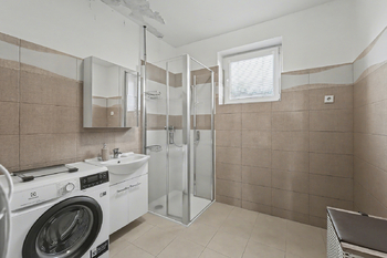 Prodej domu 207 m², Praha 9 - Újezd nad Lesy