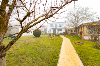 Pronájem domu 137 m², Praha 4 - Modřany