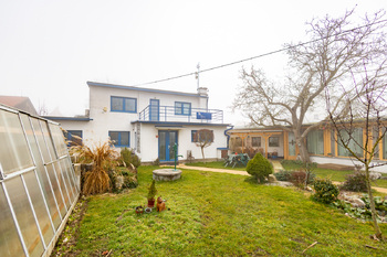 Pronájem domu 137 m², Praha 4 - Modřany