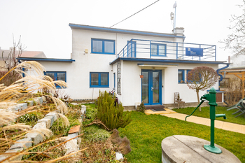 Pronájem domu 137 m², Praha 4 - Modřany