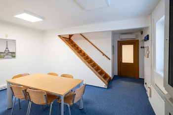 Pronájem domu 137 m², Praha 4 - Modřany