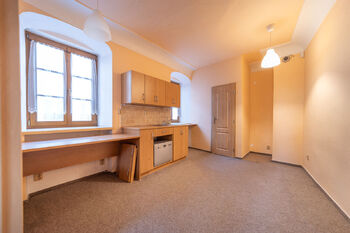 Prodej kancelářských prostor 200 m², Šumperk