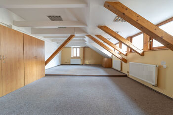 Prodej kancelářských prostor 200 m², Šumperk