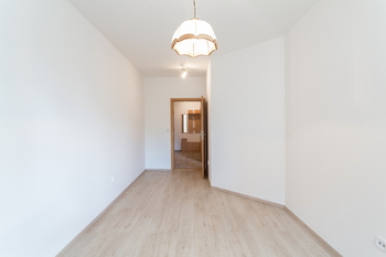 Pronájem bytu 2+kk v osobním vlastnictví 48 m², Praha 10 - Strašnice