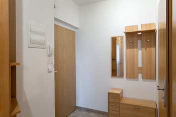 Pronájem bytu 2+kk v osobním vlastnictví 48 m², Praha 10 - Strašnice