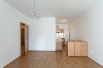 Pronájem bytu 2+kk v osobním vlastnictví 48 m², Praha 10 - Strašnice