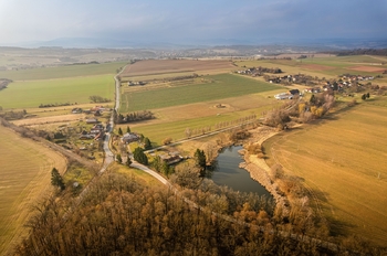 Prodej pozemku 1495 m², Malovice