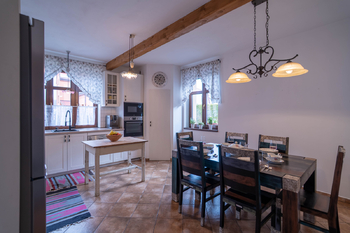 Prodej domu 296 m², Červený Kostelec