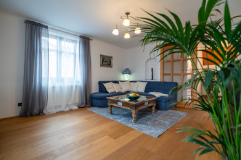 Prodej domu 296 m², Červený Kostelec