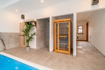 Prodej domu 296 m², Červený Kostelec