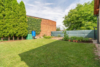 Prodej domu 296 m², Červený Kostelec
