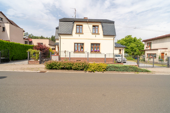 Prodej domu 296 m², Červený Kostelec