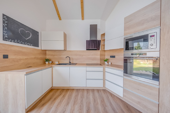 Prodej domu 92 m², Hořiněves