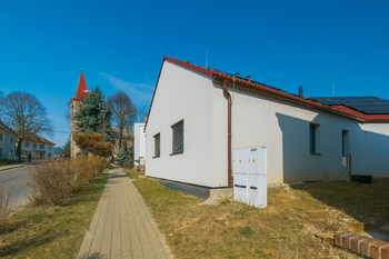 Prodej domu 92 m², Hořiněves