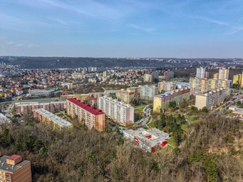 Lokalita: letecký pohled - Prodej bytu 3+1 v osobním vlastnictví 76 m², Praha 4 - Modřany