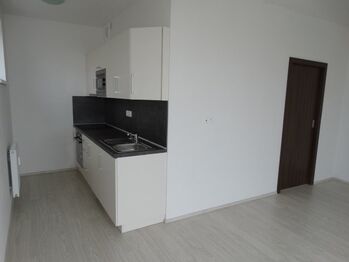 Pronájem bytu 1+kk v osobním vlastnictví 37 m², Pardubice