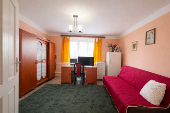 Prodej domu 160 m², Hrob