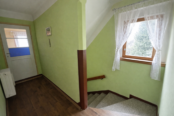 Prodej domu 160 m², Hrob