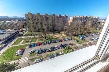 Výhled z okna - Prodej bytu 2+kk v osobním vlastnictví 43 m², Praha 4 - Kamýk