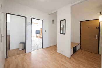 chodba - Pronájem bytu 4+1 v osobním vlastnictví 89 m², Brandýs nad Labem-Stará Boleslav