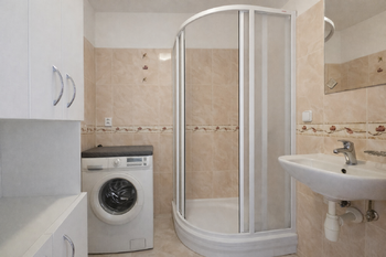 koupelna - Pronájem bytu 4+1 v osobním vlastnictví 89 m², Brandýs nad Labem-Stará Boleslav